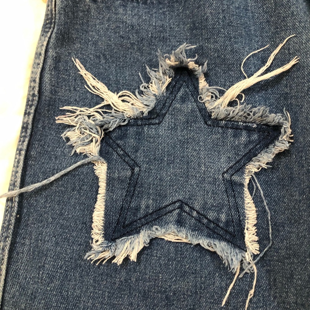 Star Design Size Small Regular Length Jeans - Picture 3 of 3